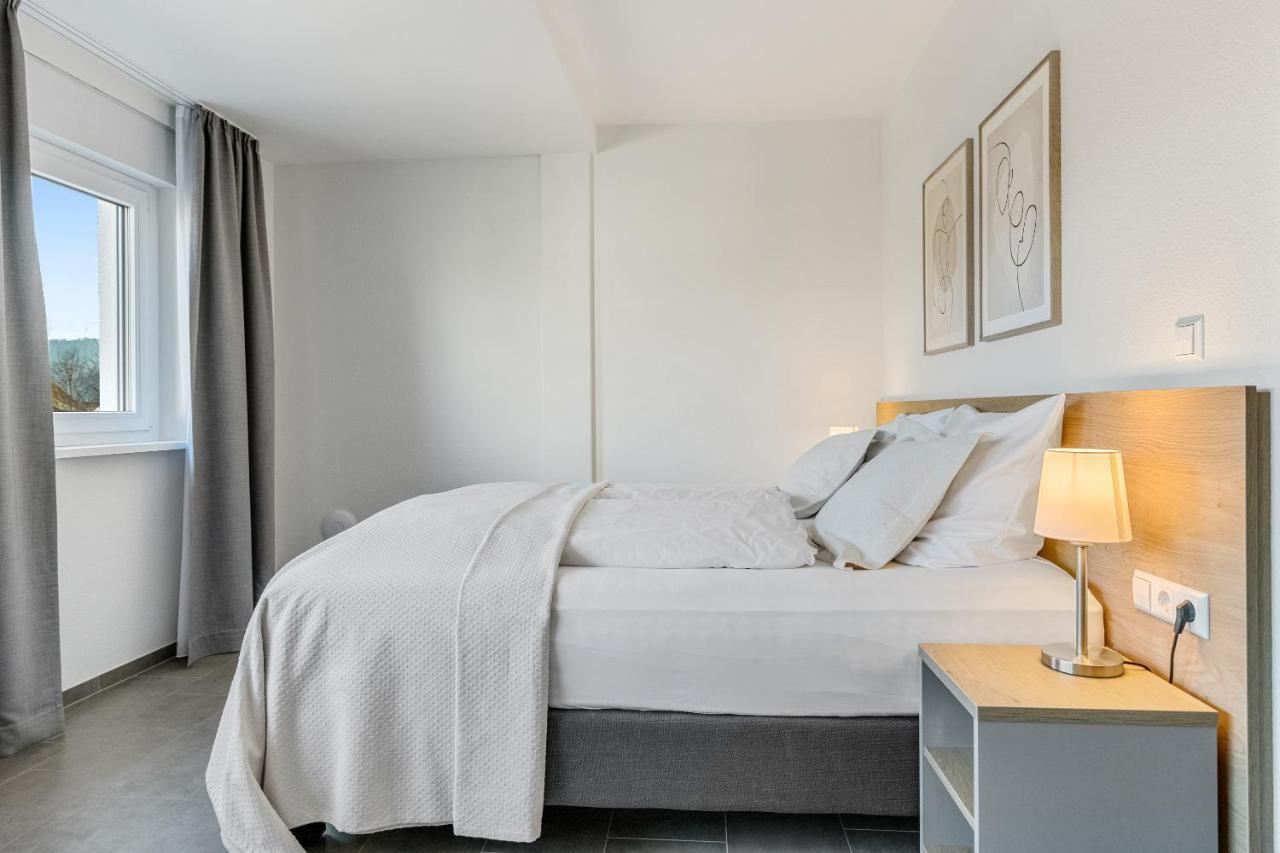 Empire Living: Denzlingen Marktplatz Dış mekan fotoğraf